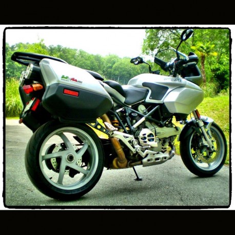 TechSpec Tankgriffe für Ducati 1200 Multistrada 2002-2009