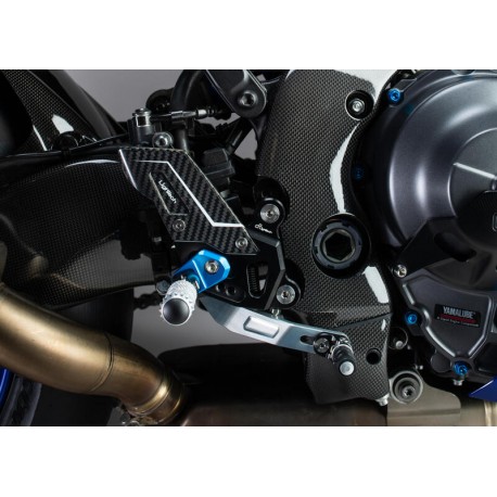 Commandes reculées Lightech pour Yamaha R9 2025-