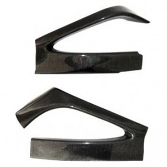 Pair of carbon swingarm protectors for Yamaha R1 2004-2006